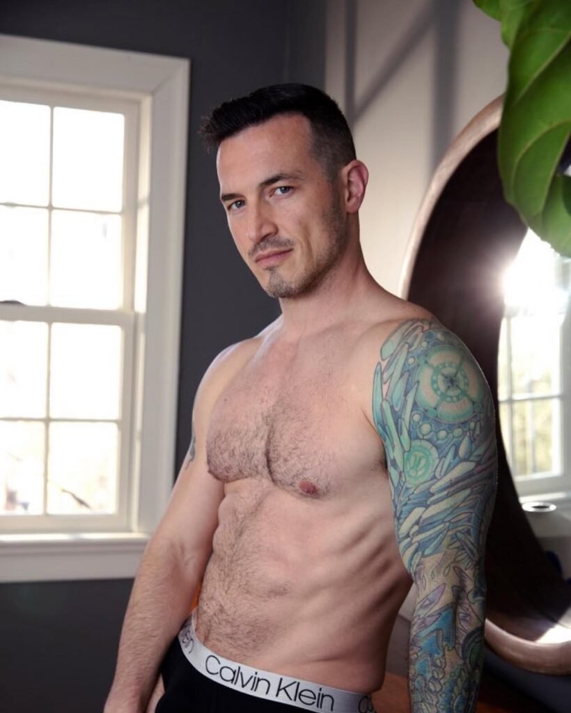 Derek Kage Hot