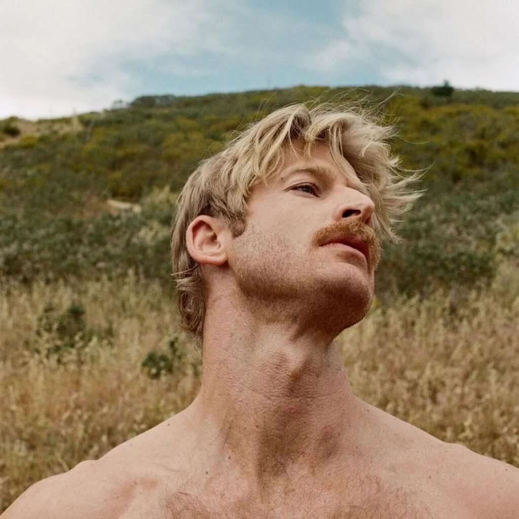 gay sexy model hot
Matthew Dubbe mattoffthetrail