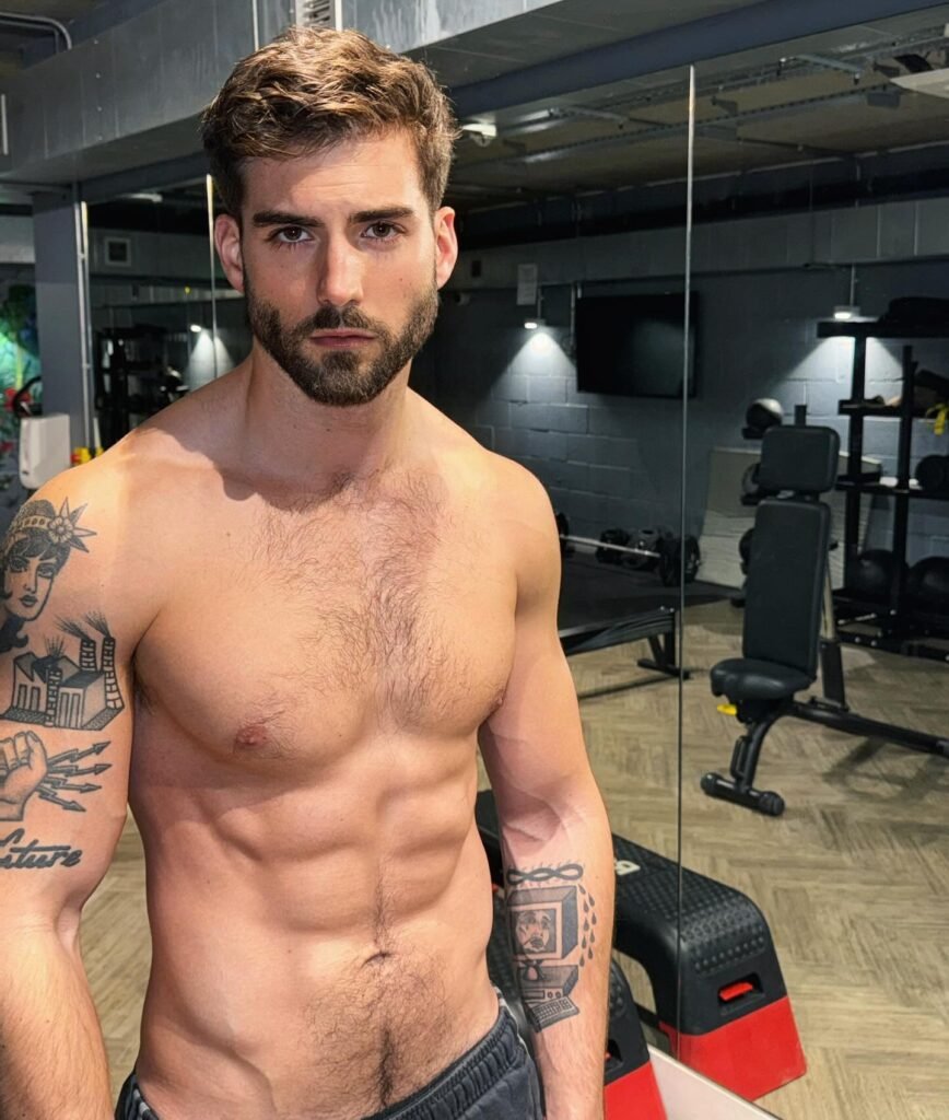 gay sexy model hot white
Vince Torres vitor-her