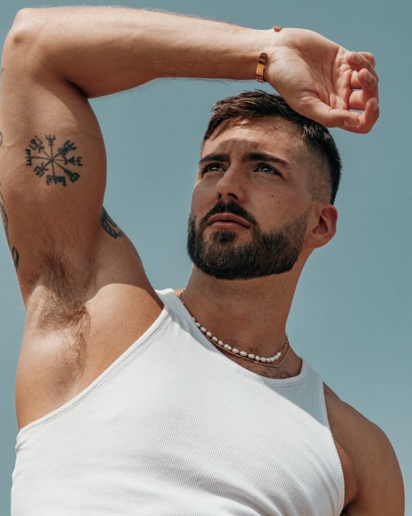 gay sexy model hot white
Vince Torres vitor-her