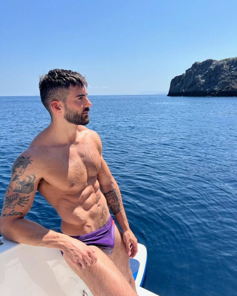 gay sexy model hot white
Vince Torres vitor-her