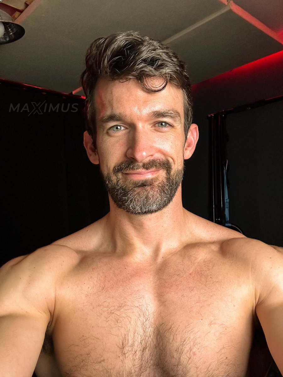 gay sexy model hot white of onlyfans adult actor 
maximus7871 maxfitphd daddy suit Maximus chartubate