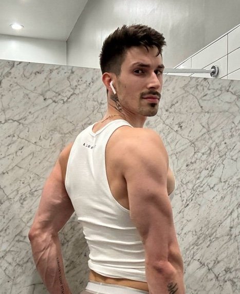 gay sexy model hot white of onlyfans adult actor
Kane Fox KaneFoxxx itskane Trevor Harris、Hazel Hoffman Helix Studios