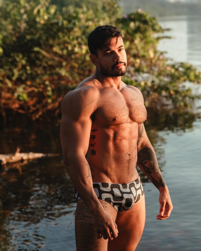 gay gv sexy fashion model hot white of onlyfans famous instagram content creator 模特 演员 写真 帅哥 欧美 大片 时尚 动作演员 钙星
Colombian Alejo Ospinad aospinad