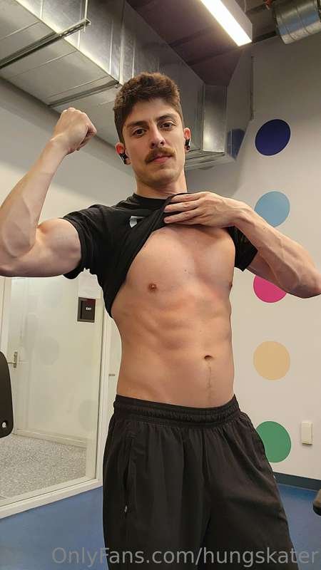 gay gv sexy fashion model hot white of onlyfans famous instagram content creator 模特 男模 写真 帅哥 欧美 大片 时尚 动作演员 钙星
Hung Skater hungskater