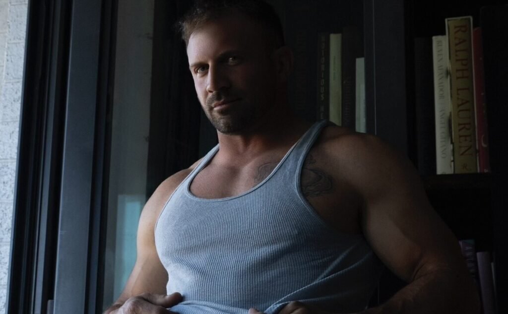 gay gv sexy fashion model hot white of onlyfans famous instagram content creator 模特 男模 写真 帅哥 欧美 大片 时尚 动作演员 钙星 
Jon Aries NYC New York City, rick day, Luke young, jonariesofficial