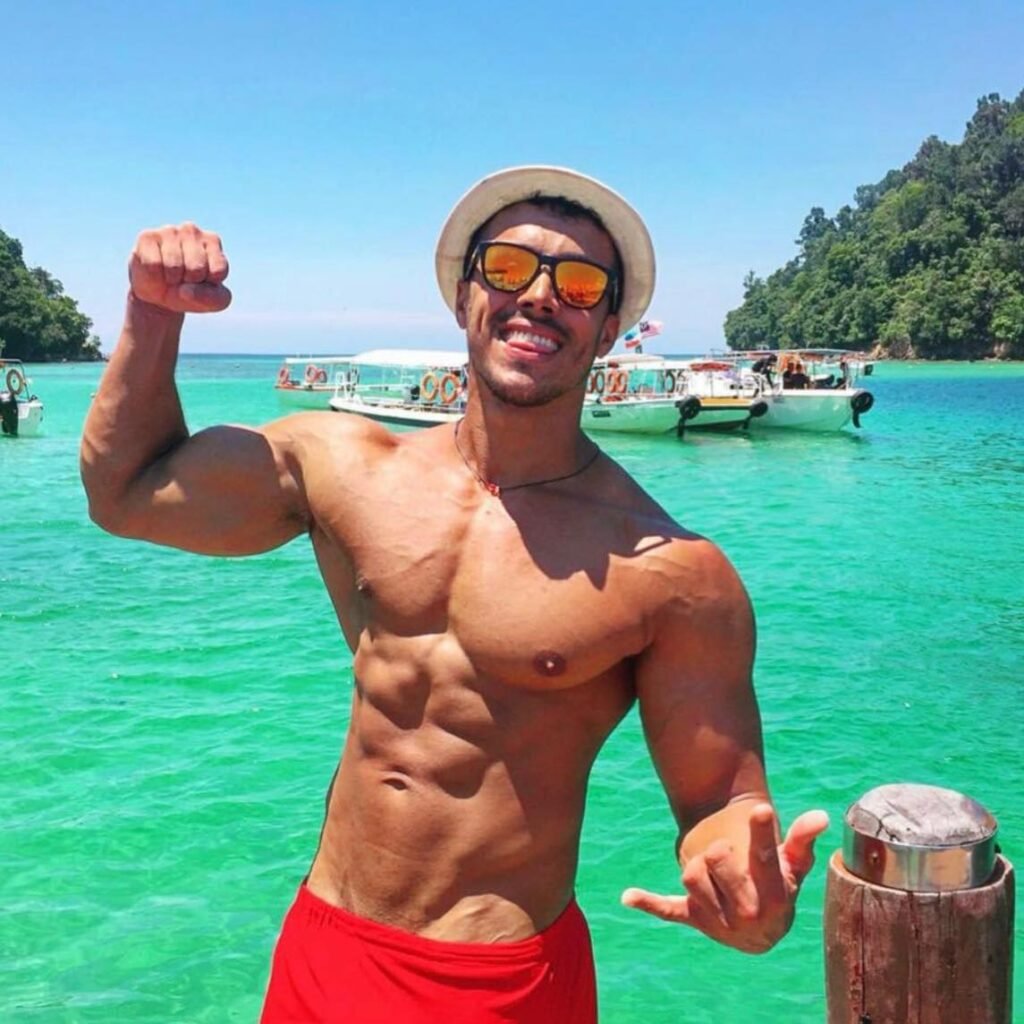 gay gv sexy fashion model hot white of onlyfans famous instagram content creator 模特 男模 写真 帅哥 欧美 大片 时尚 动作演员 钙星 
Brazil brazilian Diego Barros 巴西 天花板 dibarros1 dibarros100