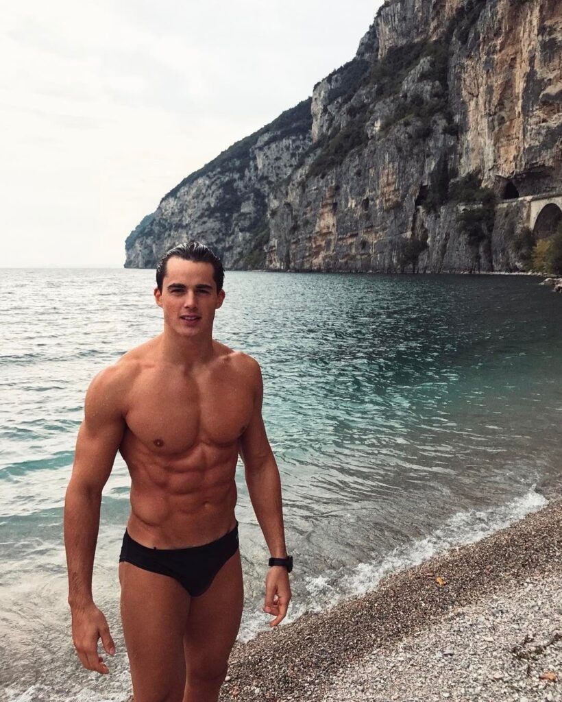 gay gv sexy fashion model hot white of onlyfans famous instagram content creator 模特 男模 写真 帅哥 欧美 大片 时尚 动作演员 钙星
Pietro Boselli hottest math teacher italian 意大利最帅数学老师 nude