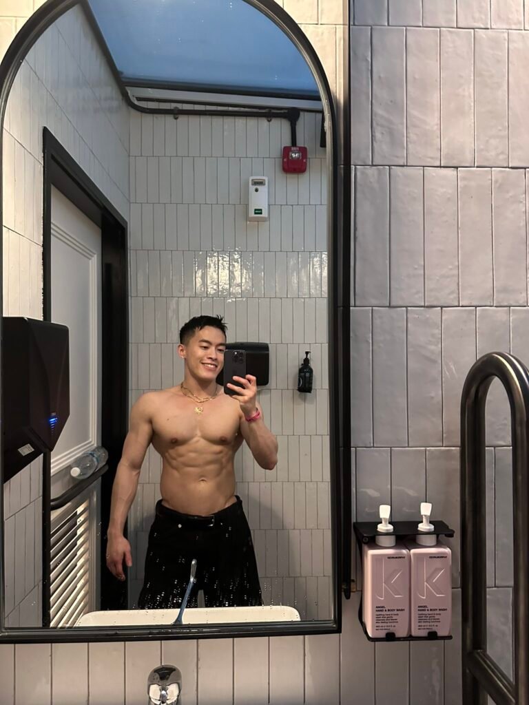 gay gv sexy fashion model hot white of onlyfans famous instagram content creator g4p 模特 男模 写真 帅哥 欧美 大片 时尚 动作演员 钙星 G星
台湾亚洲 痞子攻 舞者 gogo dancer