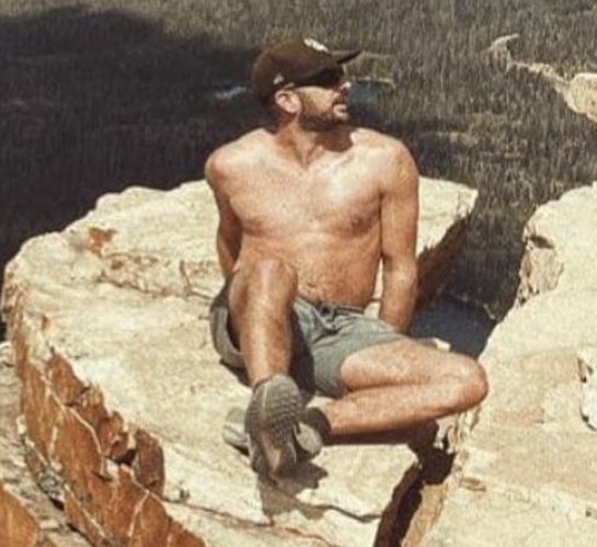 ⛰️ 爹咪的尽头是另一位爹咪？这波熟男张力太顶了